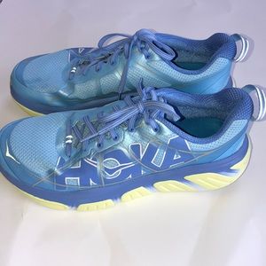 Hoka One One Womens Infinite Running Shoe